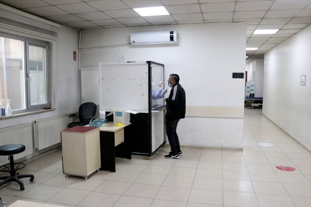 Niğdeliler Maske Takmaya Devam Ettiler