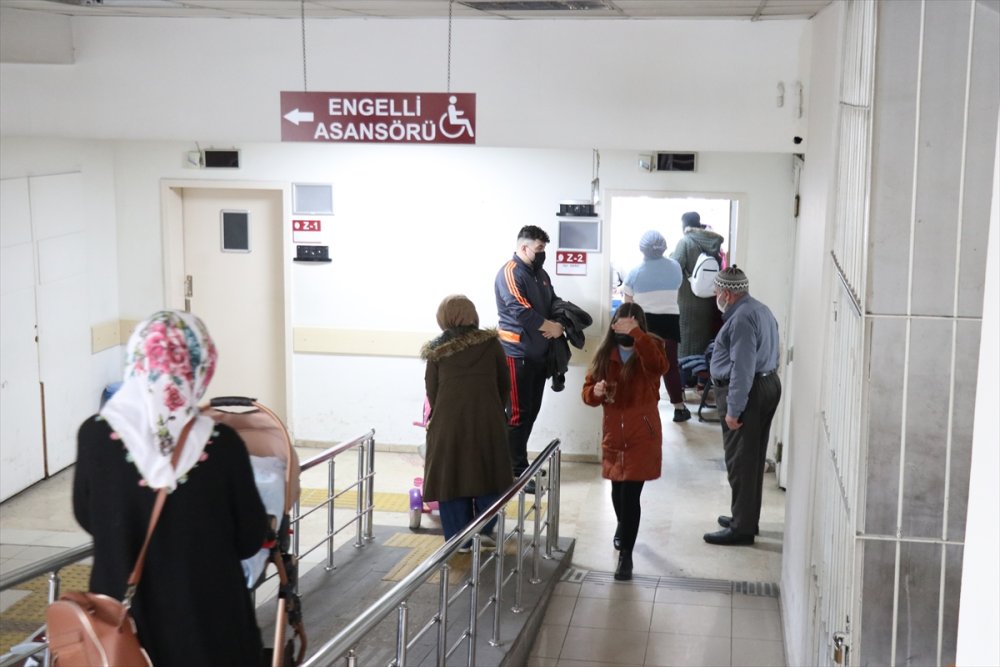 Niğdeliler Maske Takmaya Devam Ettiler