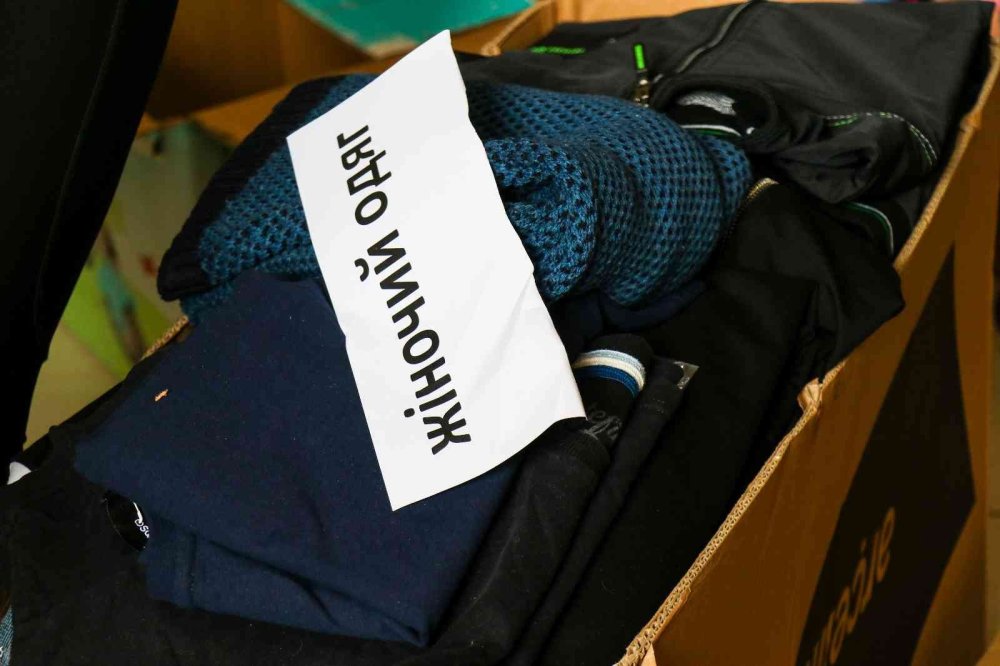 Emlak Ofisini Yardım Merkezine Çevirdi