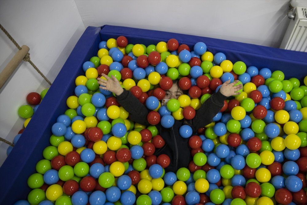 Eğitimde Özel Tırlar Yola Çıktı