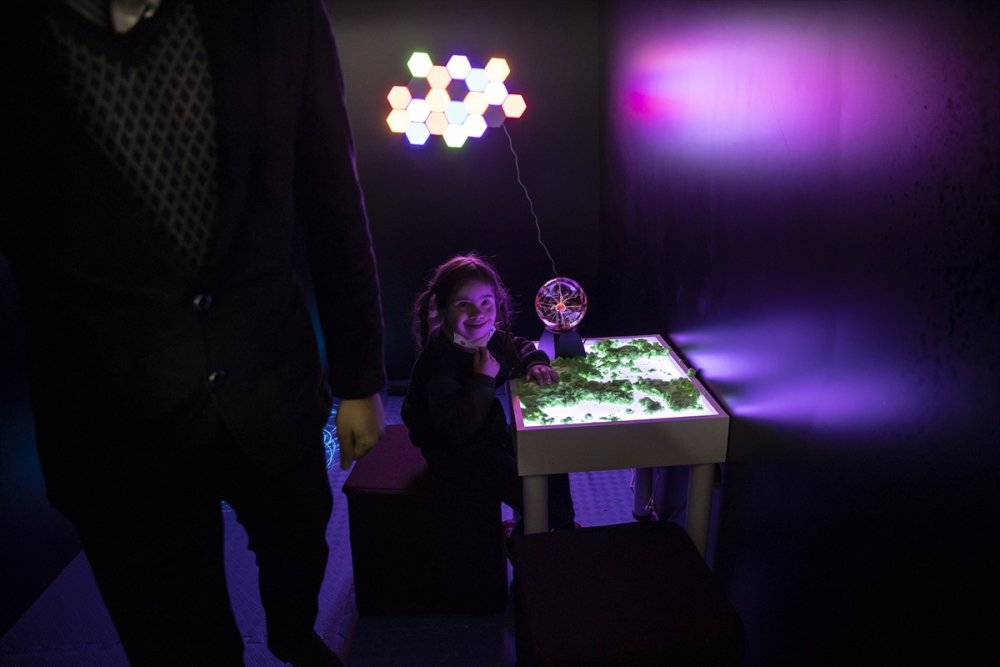 Eğitimde Özel Tırlar Yola Çıktı