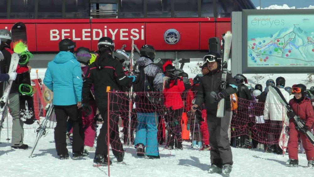 Kayserili Yaşlı Kadın 85 Yaşında Erciyes’i Gördü
