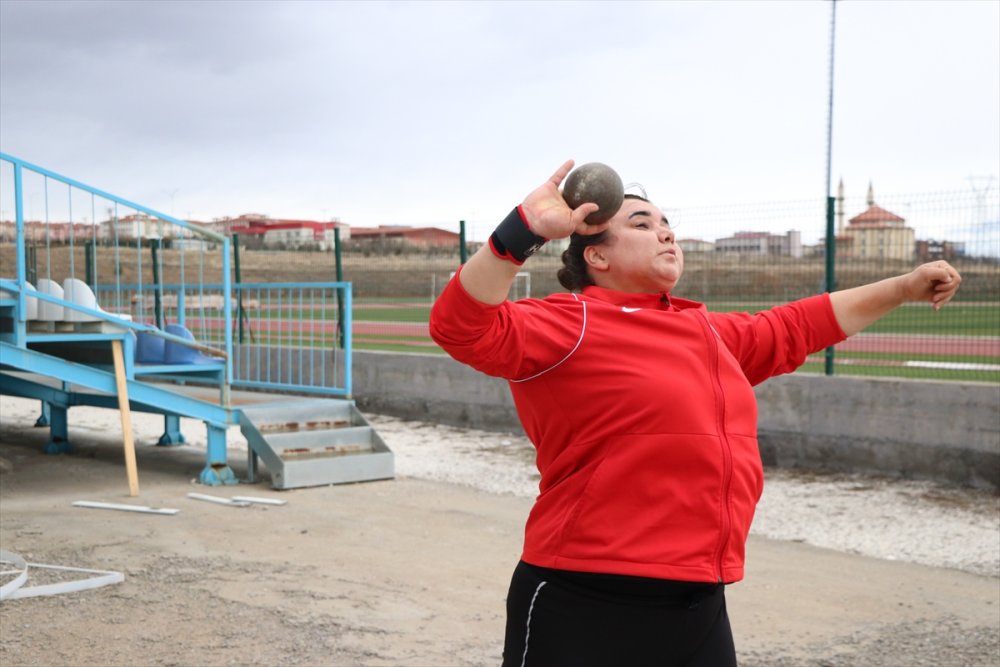 Milli Gülleci Olimpiyat Madalyası Yolunda Engelleri Aşıyor