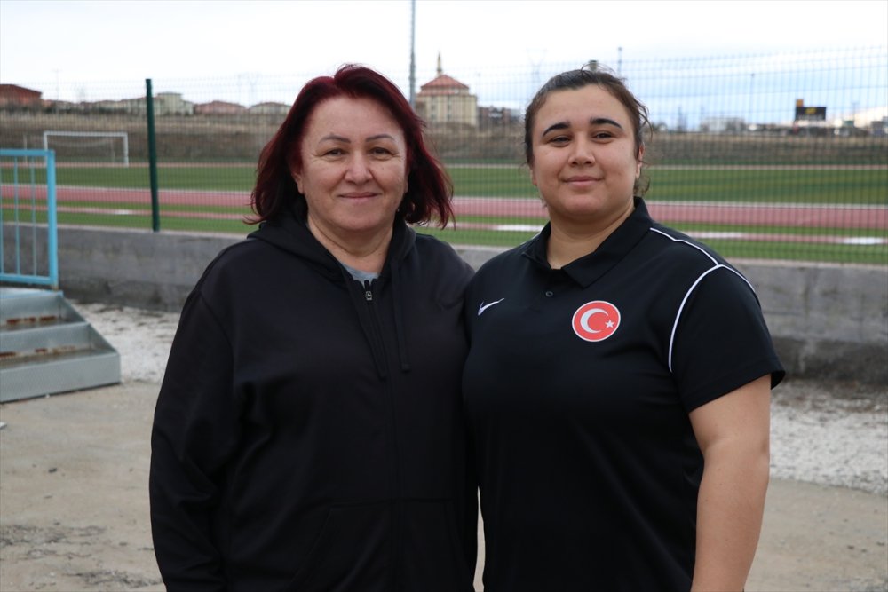 Milli Gülleci Olimpiyat Madalyası Yolunda Engelleri Aşıyor