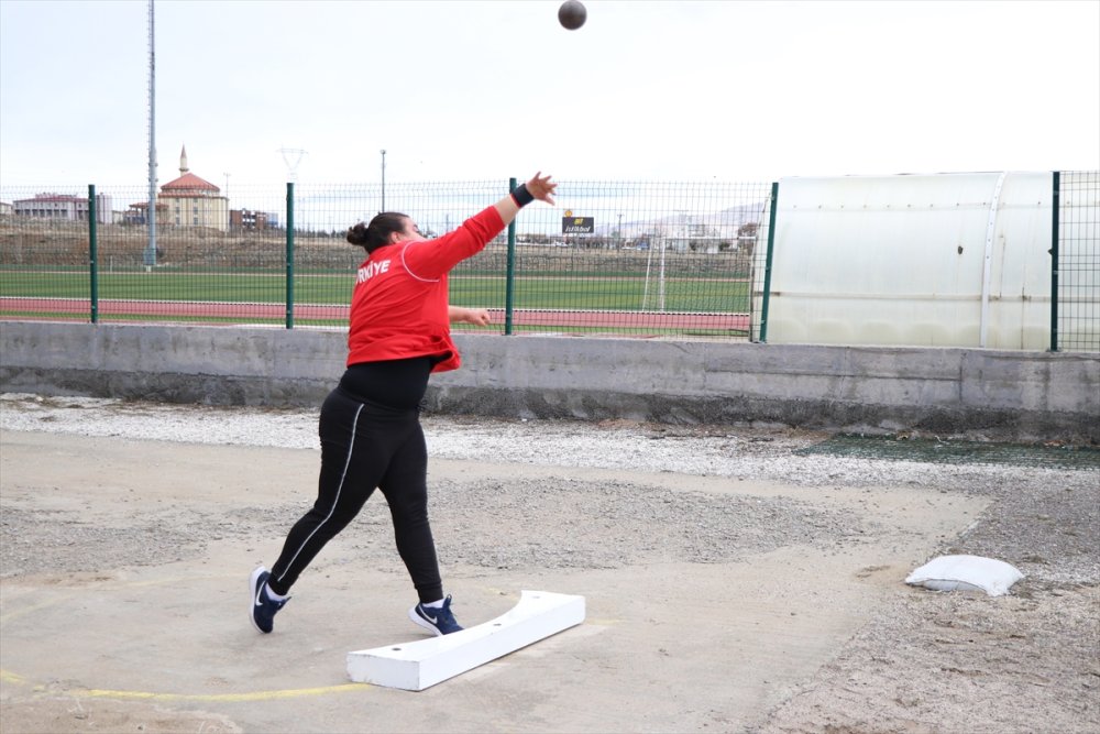 Milli Gülleci Olimpiyat Madalyası Yolunda Engelleri Aşıyor