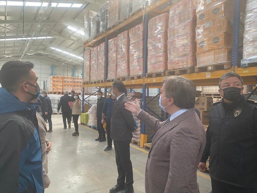 Aksaray Valisi Aydoğdu'dan Market Deposuna Ayar