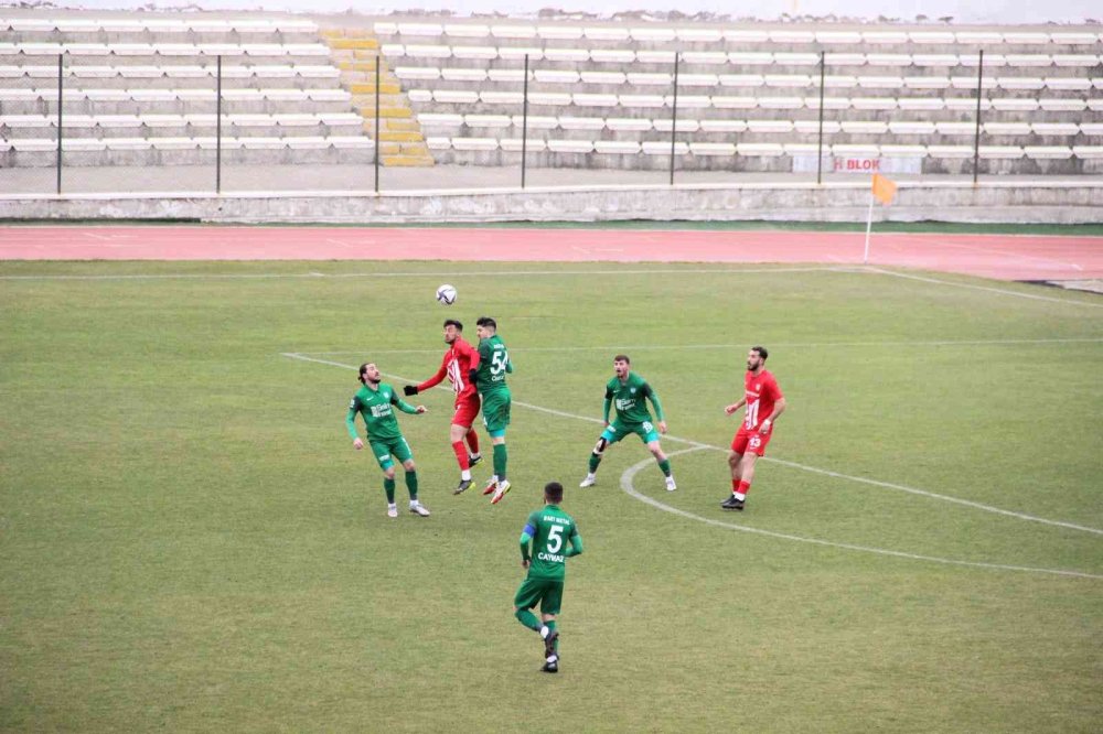 Karaman Futbol Kulübü Evinde Kaybetti