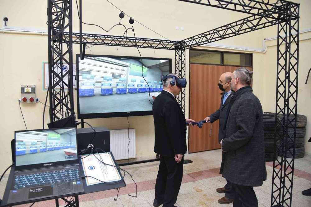 Rektör Ak: "Proje İle Bölgenin Sosyo - Ekonomik Gelişimine Katkı Sağlanacak"