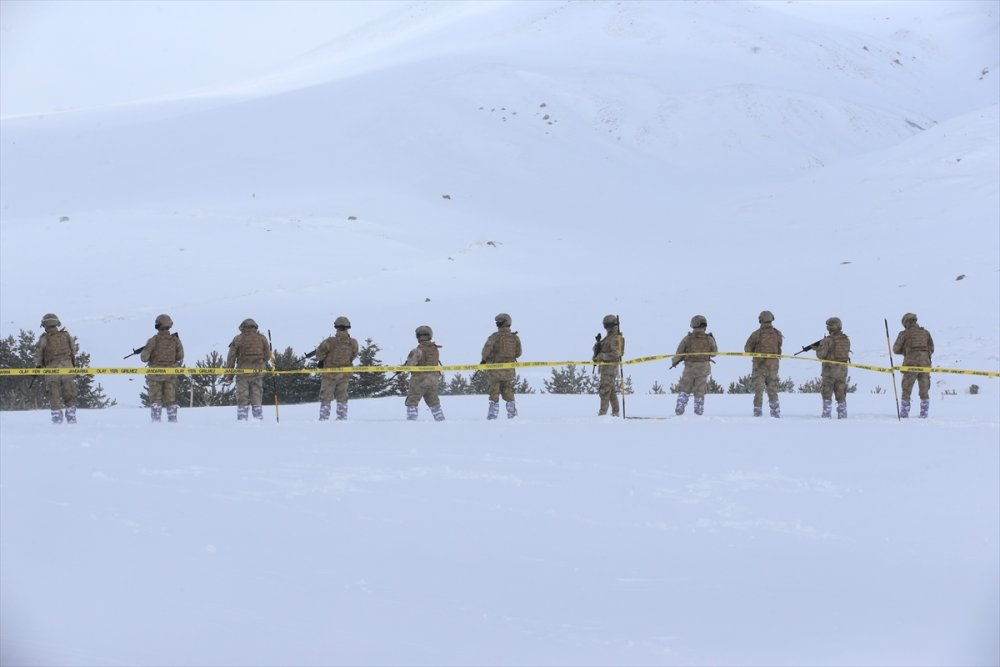 Zamana Karşı Beyaz Örtüyle Mücadele Ettiler