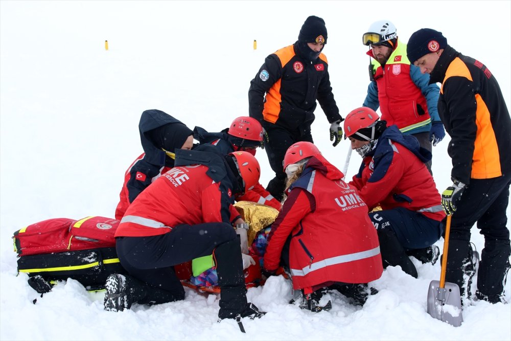 Zamana Karşı Beyaz Örtüyle Mücadele Ettiler