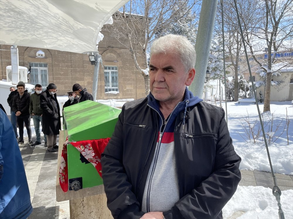 Genç Kadın Doğum Gününde Aksaray'da Defnedildi