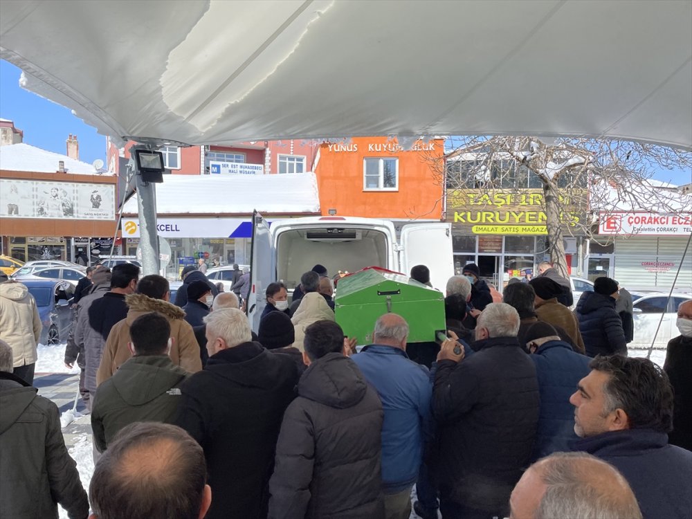 Genç Kadın Doğum Gününde Aksaray'da Defnedildi