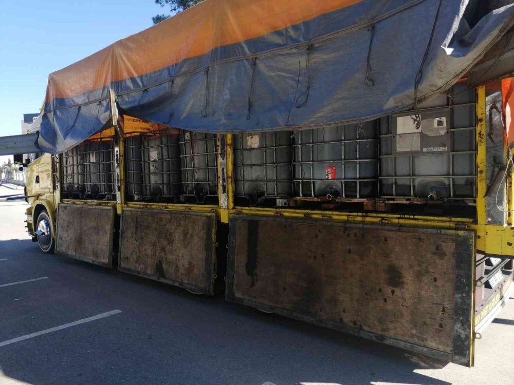 Antalya’da 16 Bin Litre Kaçak Akaryakıt Ele Geçirildi