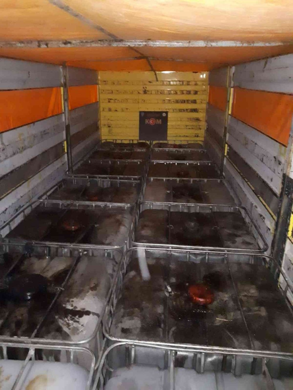 Antalya’da 16 Bin Litre Kaçak Akaryakıt Ele Geçirildi