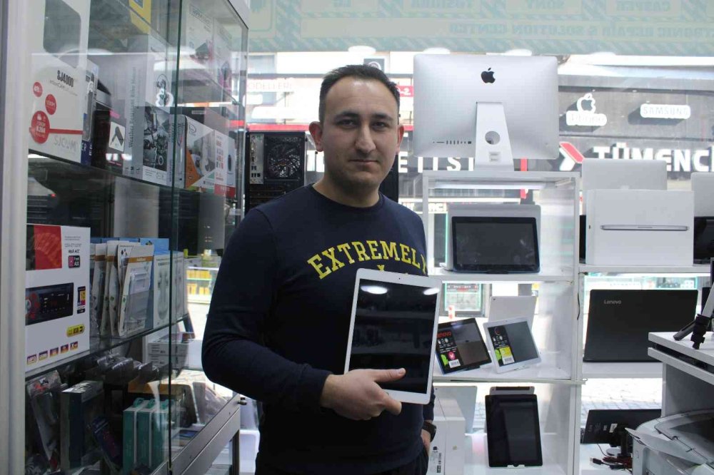 Kaliteli Bilgisayar Oyunları Kesenin Ağzını Açtırıyor