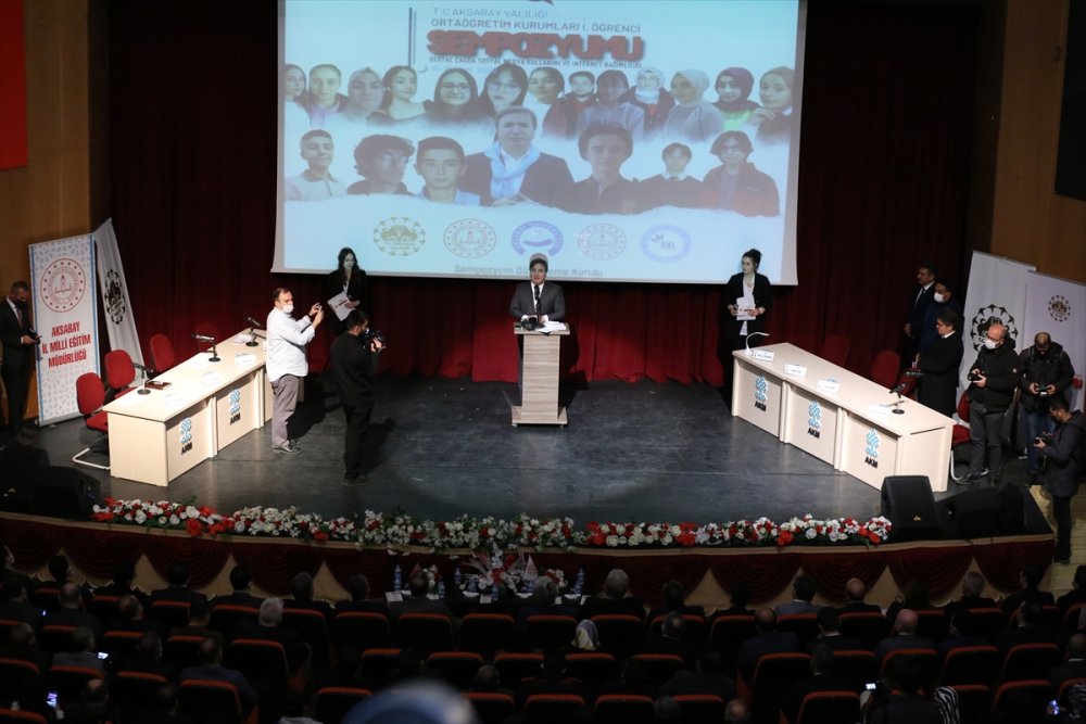 Aksaray'da Sosyal Medya ve İnternet Bağımlılığı Ele Alındı