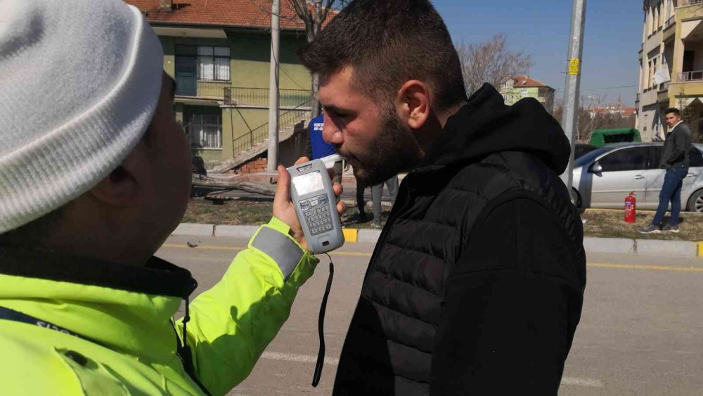 Aksaray'da Trafik Kazası Ucuz Atlatıldı