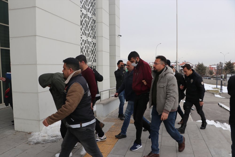 Karaman'da Uyuşturucu Operasyonunda 4 Zanlı Tutuklandı