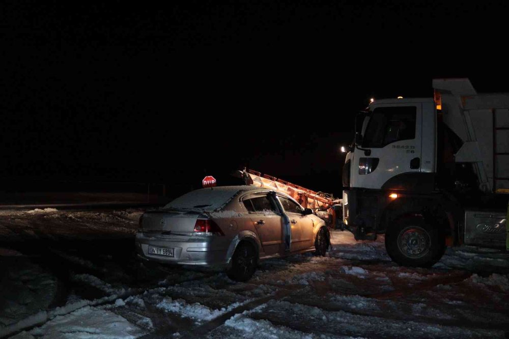 Kayseri'de Feci Kaza: 2 Yaralı