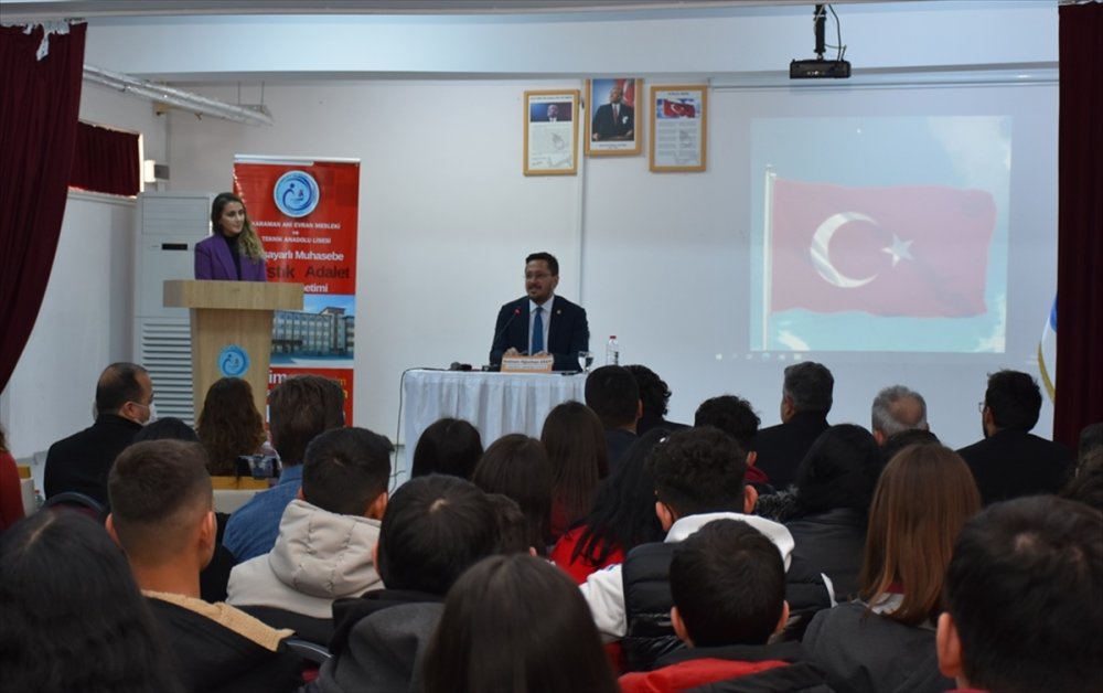 AK Parti Karaman Milletvekili Eser Gençlerle Buluştu