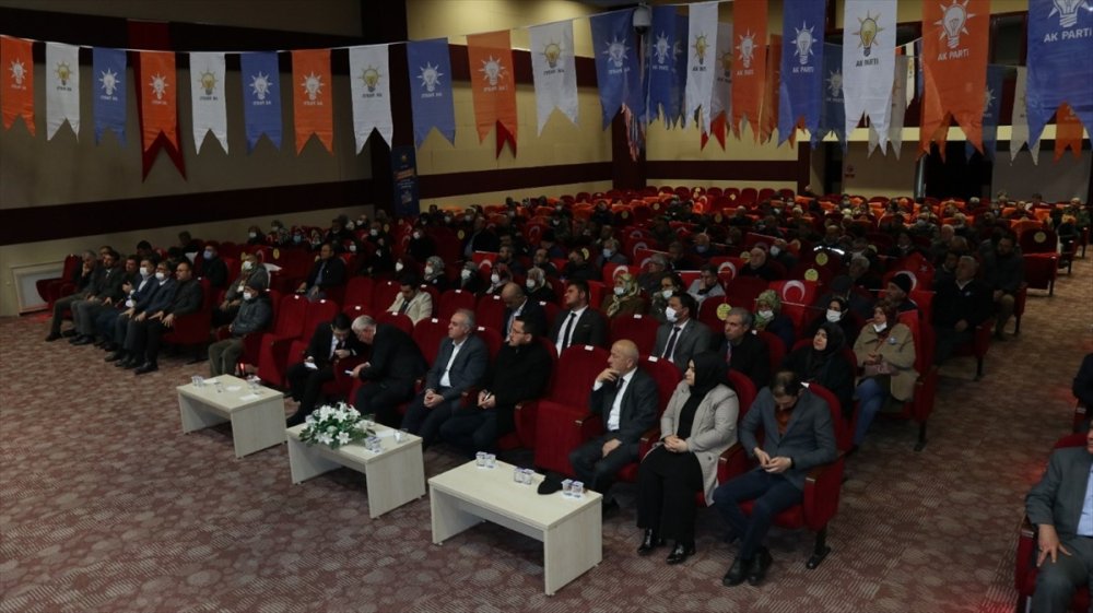 Karaman'da Ak Partililere Eğitim Programı