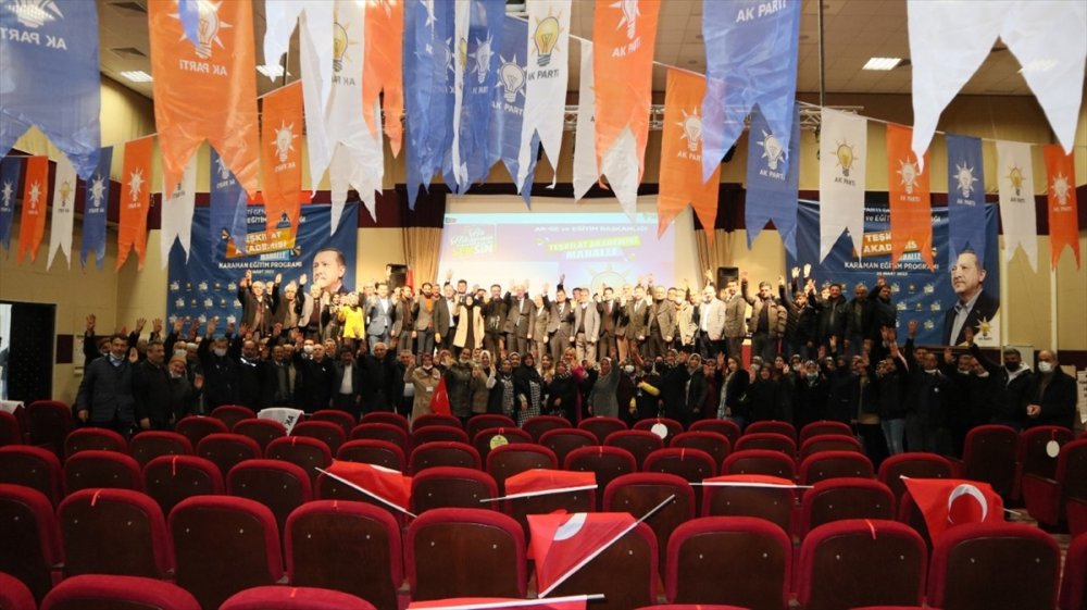 Karaman'da Ak Partililere Eğitim Programı