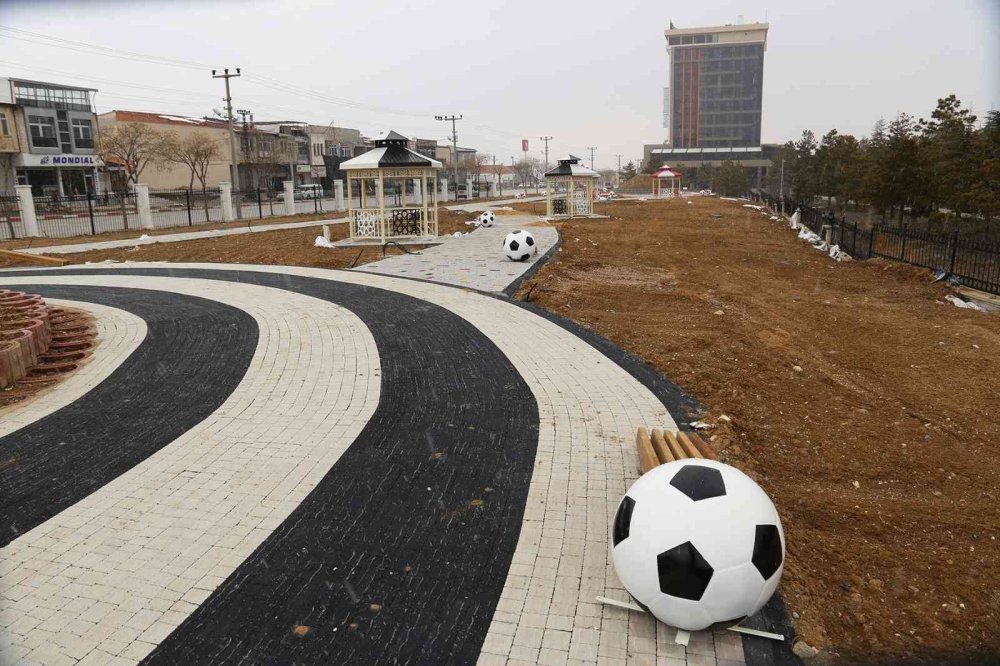 Tribün Değil Yeşil alan Yapılıyor