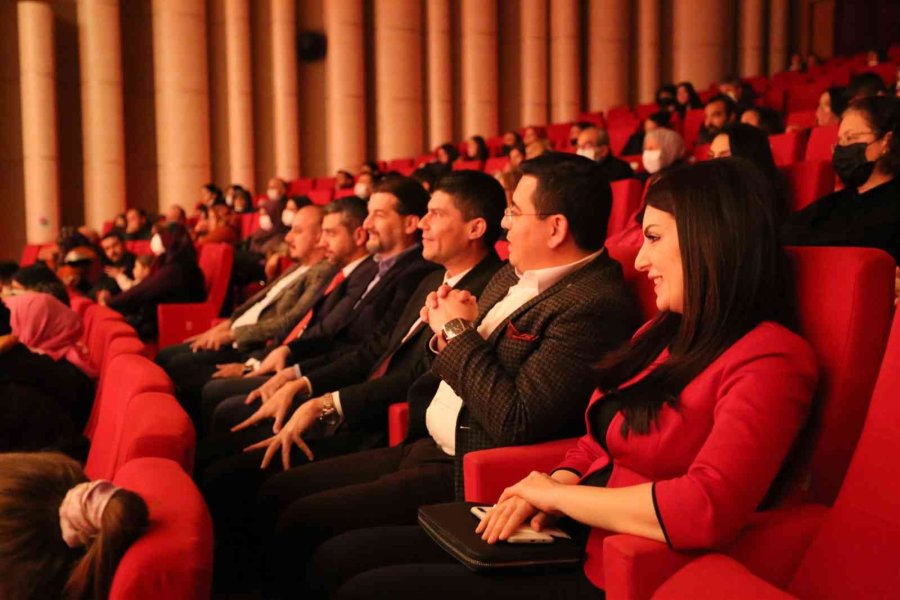 Antgiad Ve Kepez Belediyesi İş Birliği İle Tiyatro Oyunu