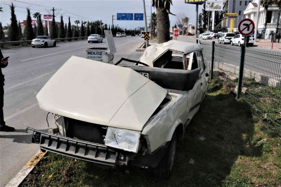 Kazada Yaralanan Avukatın Dava Tutanakları Polise Emanet