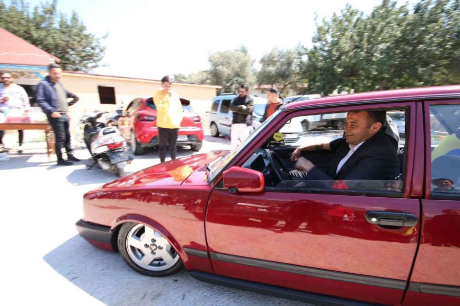 Araba Tutkunları Kaş’ta Buluştu