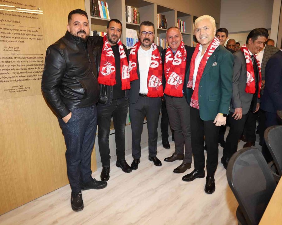 Antalyaspor Ekşili Gençlik Kütüphanesi Açıldı