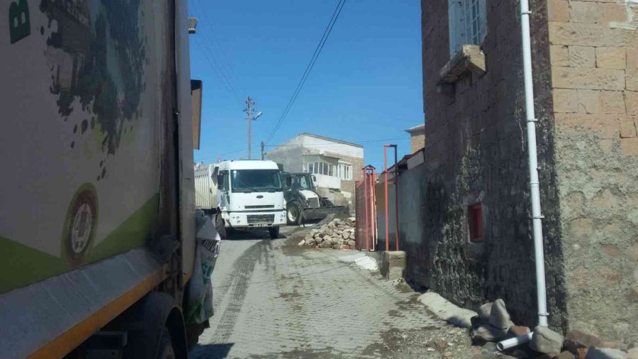 Bünyan’da Çevre Temizleme Çalışmaları Devam Ediyor