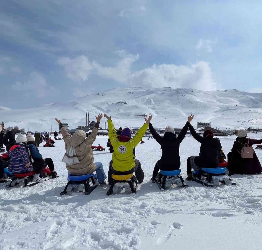 Erciyes Kıbrıslı Gençleri Ağırladı
