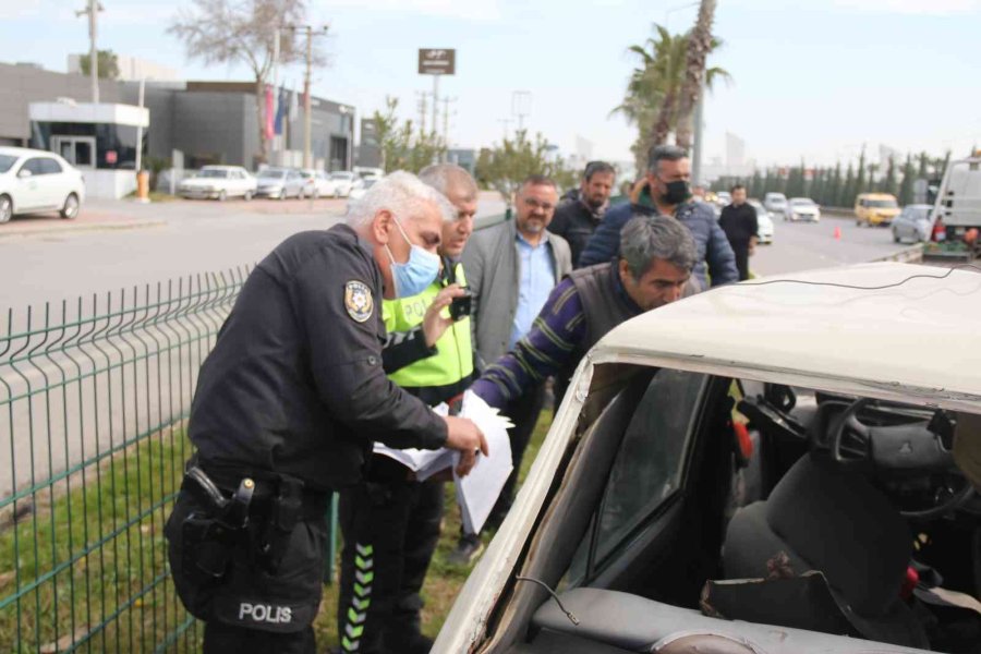 Kazada Yaralanan Avukatın Dava Tutanakları Polise Emanet