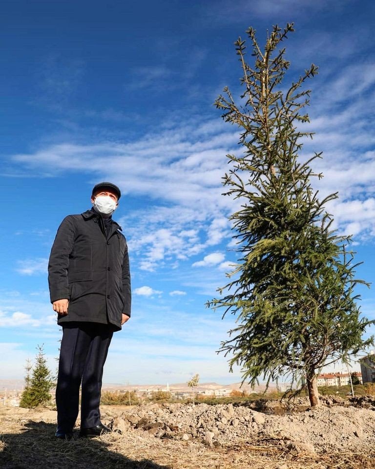Kocasinan’da Hedef Yine 100 Bin Ağaç Dikmek