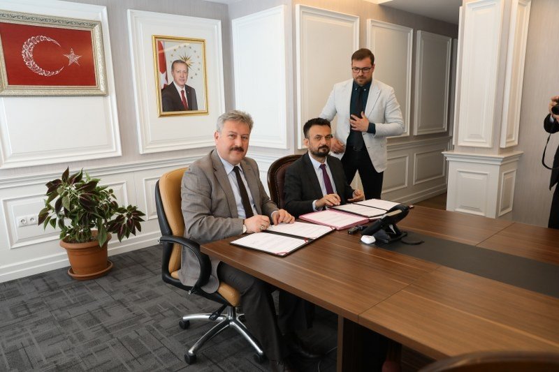 Kütüphane Haftası’nın İlk Gününde Melikgazi’de Kütüphane Protokolü