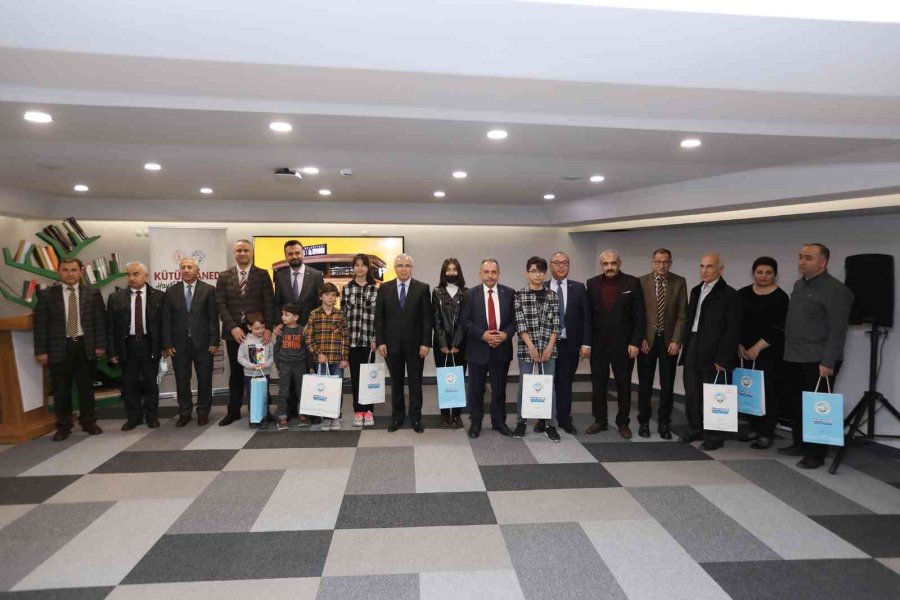 Talas’ın Kütüphanelerinde Hayat Var