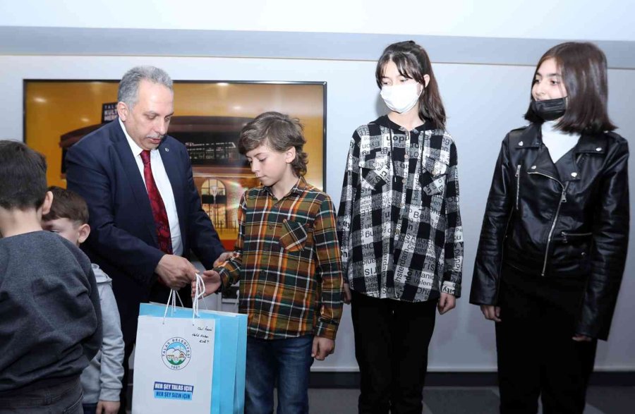 Talas’ın Kütüphanelerinde Hayat Var