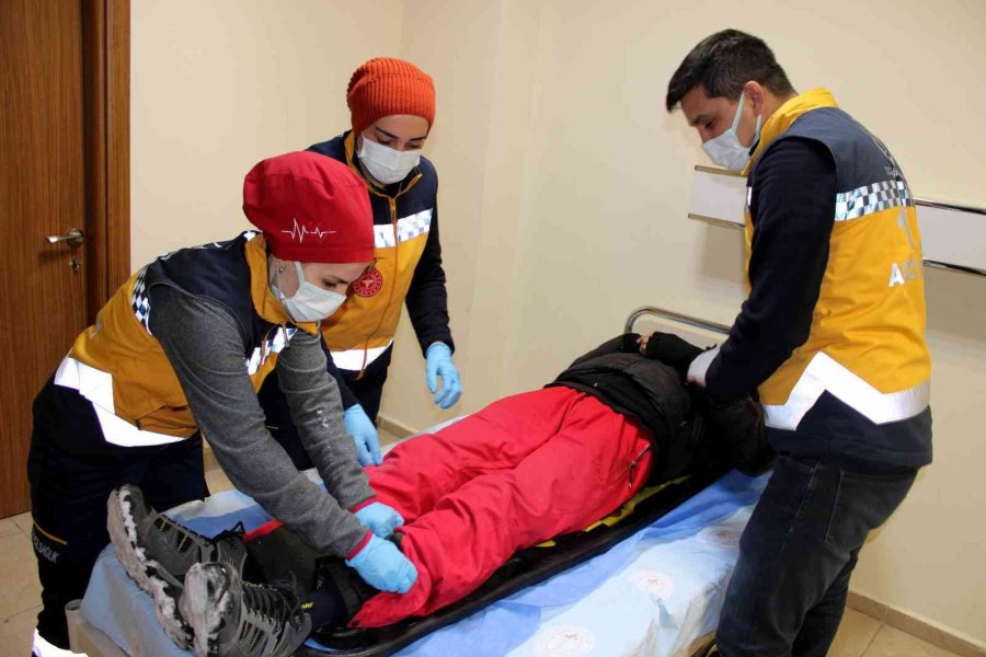 Sağlık Ekipleri Erciyes’te Görev Başında