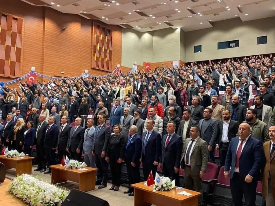 Kayseri’de ’ülkü Ocaklı Ol, Bağımlı Olma’ Konferansı