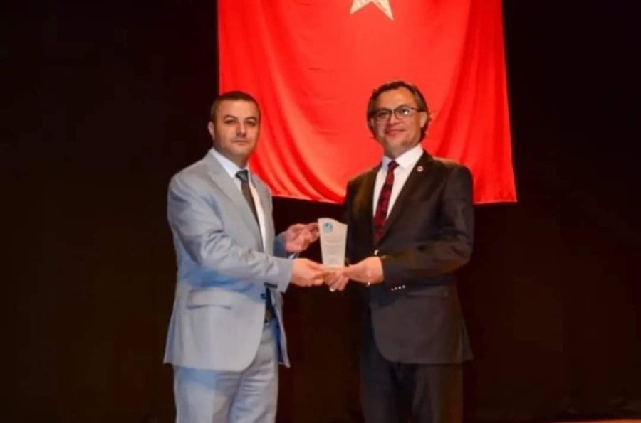 Kayseri’de ’ülkü Ocaklı Ol, Bağımlı Olma’ Konferansı