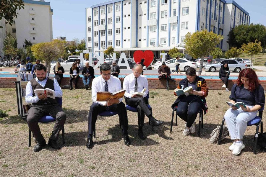 Alkü’de Kitap Okuma Etkinliği