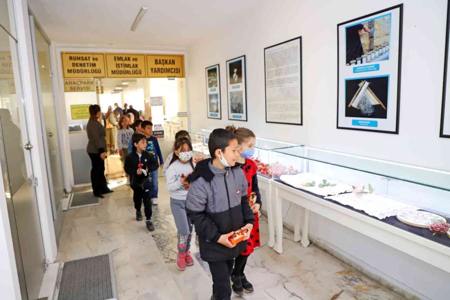 Alanya Belediyesi Minik Öğrencileri Ağırladı