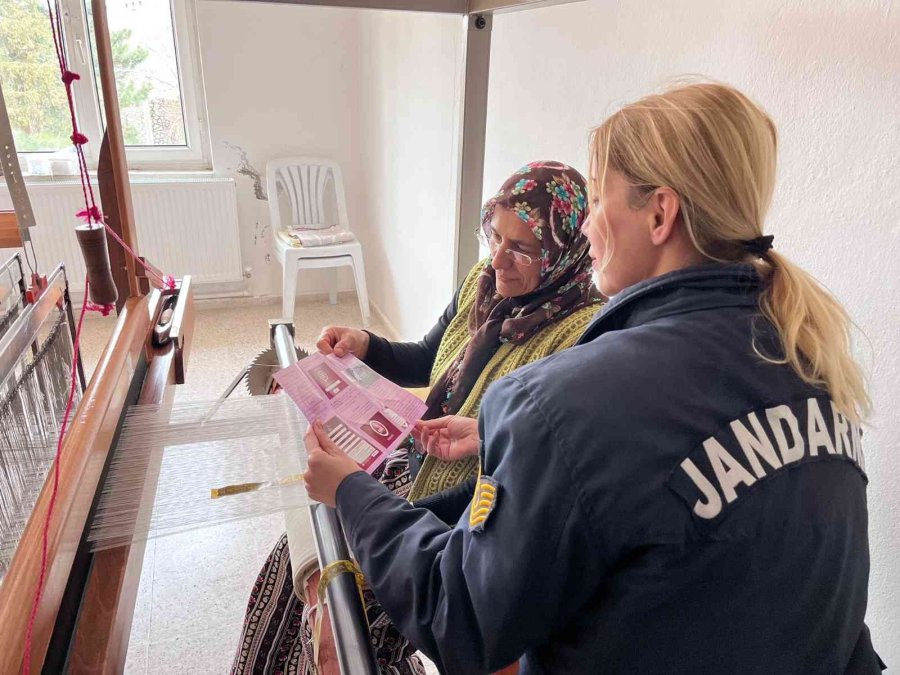 Kadın Jandarmalardan Kades Tanıtımı