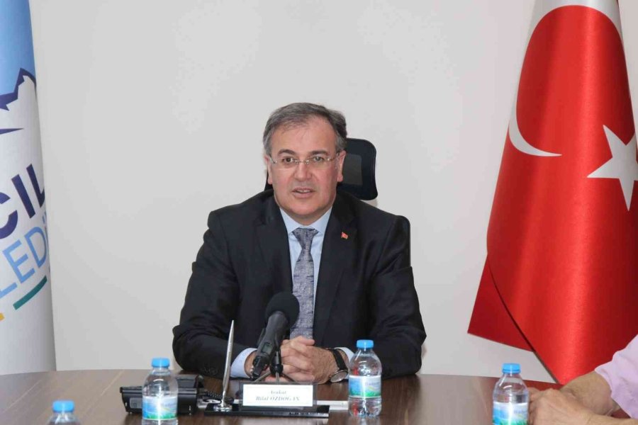 Hacılar Erciyesspor Yönetiminden Başkan Özdoğan’a Ziyaret