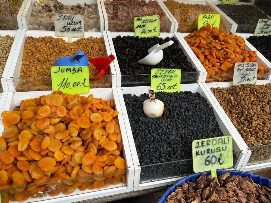 Aktarlar Ramazan’da Hazır İçecekler Yerine Hoşaf Öneriyor