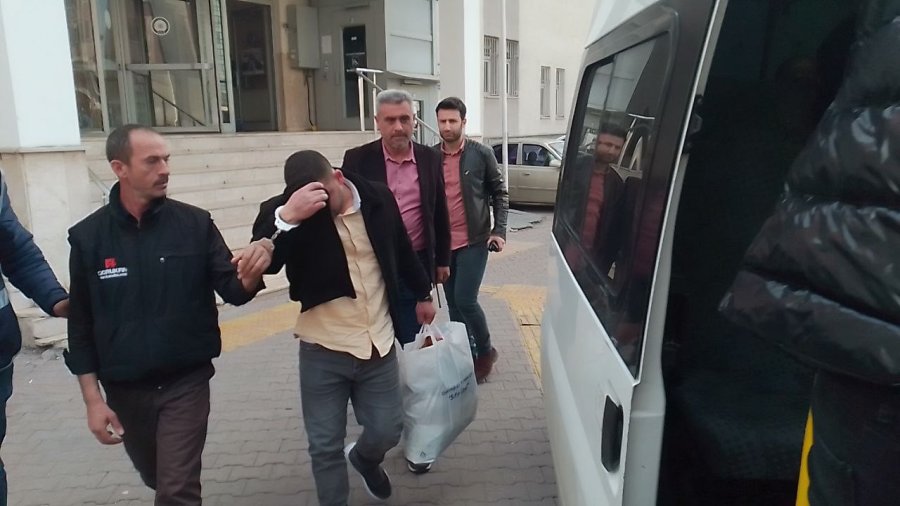 Kayseri’de Aranan Şahıslara Operasyon: 7 Gözaltı