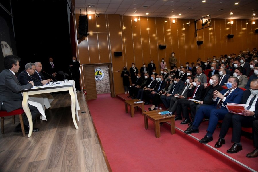 Vali Su, Erdemli’de Muhtarlarla Buluştu