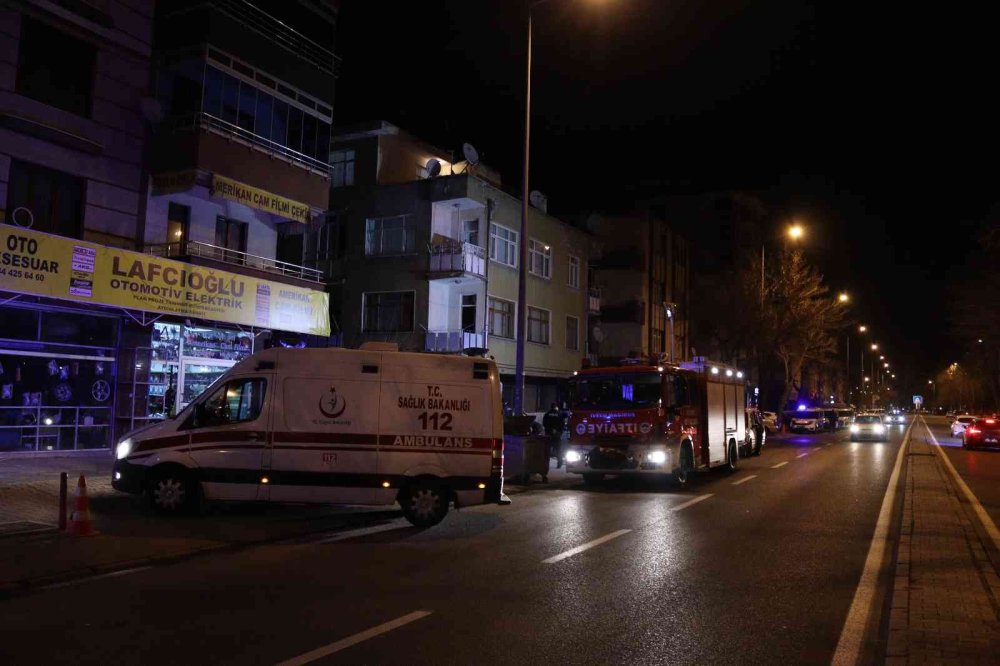 Kayseri’de Feci Yangın: 1 Kişi Hayatını Kaybetti, 3’ü Çocuk 4 Kişi Yaralandı