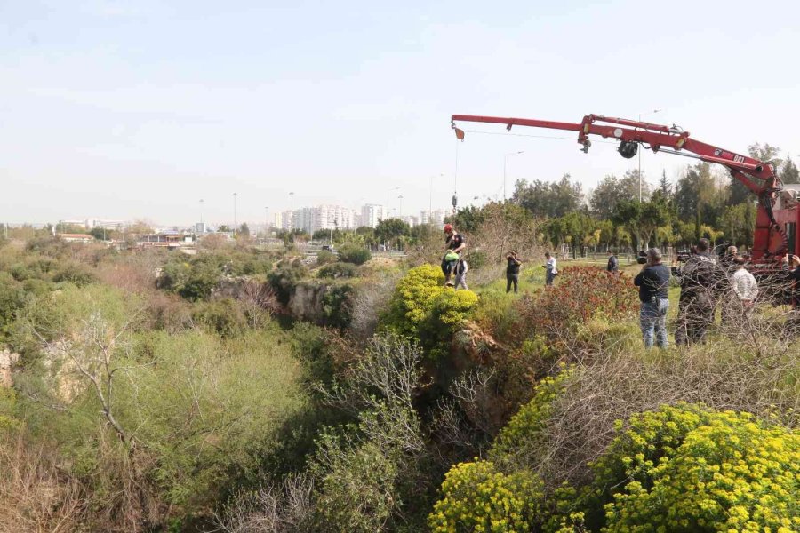 Düştüğü 20 Metrelik Vadiden 2 Saat Süren Operasyonla Kurtarılan Adam: “kendi Soruşturmamı Kendim Yapacağım”